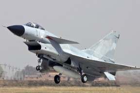 AYX SPORTS-“战术大碰撞：教练如何调兵遣将扭转乾坤？”，教练战术板下载