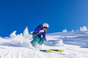 爱游戏app下载-伤病潮：哪些关键球员可能缺席未来比赛？，nba球员缺席比赛有工资吗