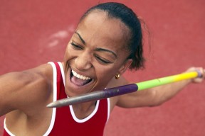 爱游戏app-仰泳赛场南非表现持续稳定，仰泳项目