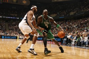 爱游戏平台-国家队制定专项阅读课程提升球员学习能力，国家队书籍