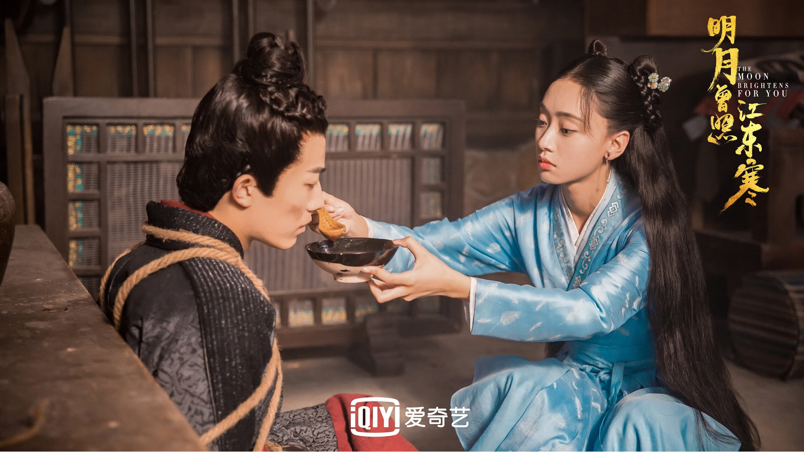 “战术较量:车队背后的智谋博弈”,车队阵型